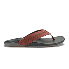 Canoe / Rock